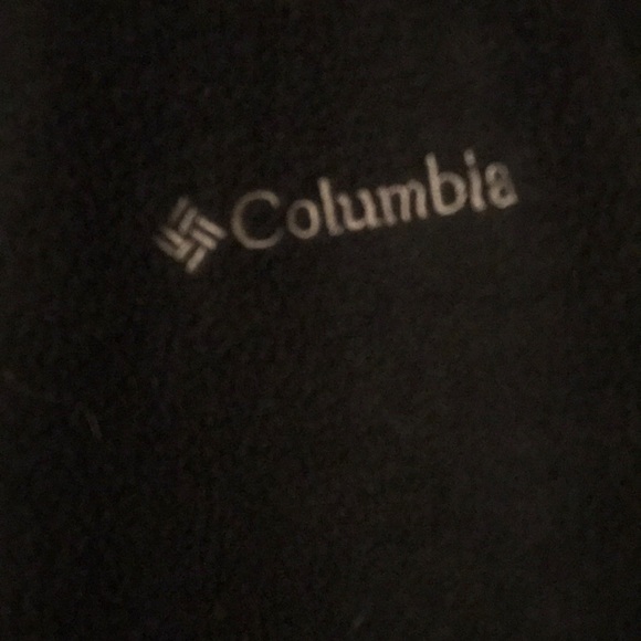 Men’s Columbia Fleece Vest - Picture 3 of 5